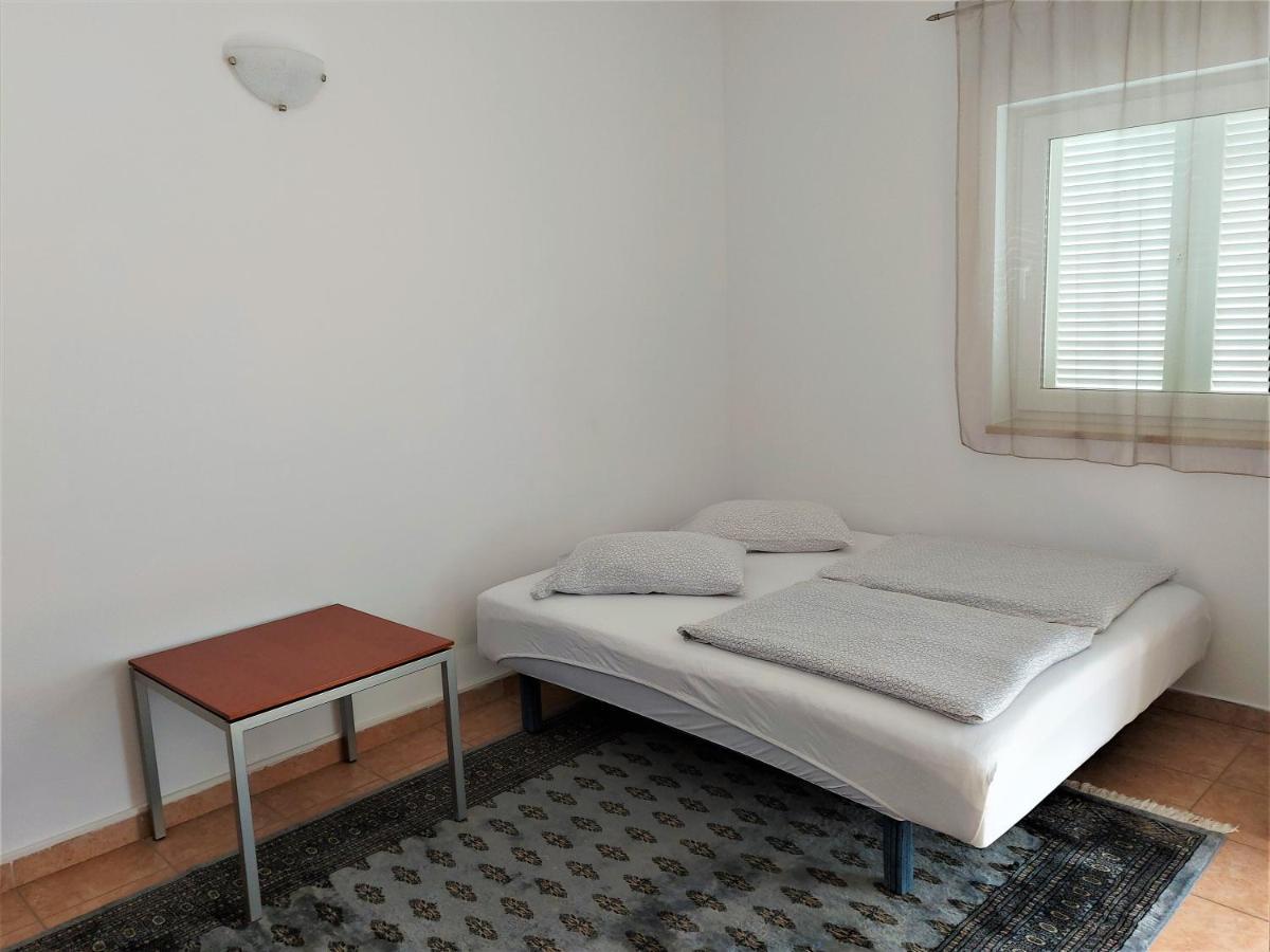 Apartments Aurora Near Beach 메덜린 외부 사진