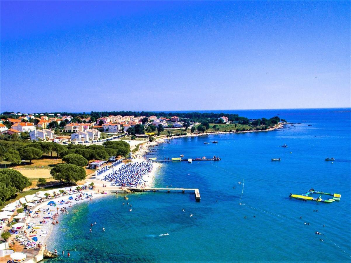 Apartments Aurora Near Beach 메덜린 외부 사진